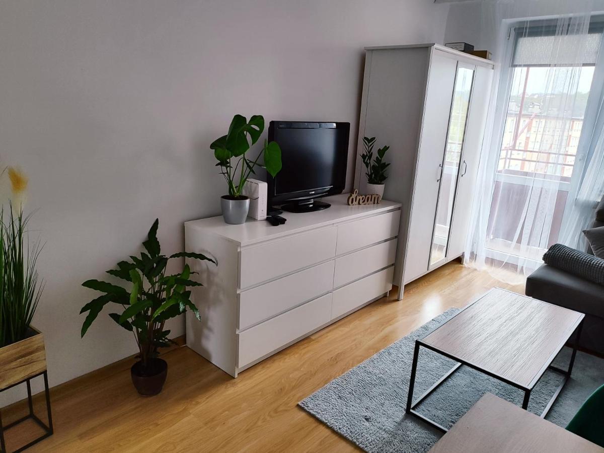 Apartament Sweet Dreams Apartment Sanok Exterior photo